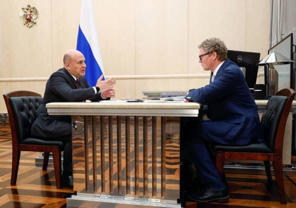 RUSSIA, MOSCOW - JULY 29, 2026: Russia s Prime Minister Mikhail Mishustin (L) and Russian Federal Taxation Service head Daniil Yegorov talk during a meeting Moscow Russia  - ZUMAt113 20260729_zaa_t113_010 Copyright: xDmitryxAstakhovx