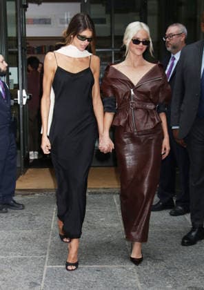 Kaia Gerber and Hayes Warner leaving FX s The Shards press day Featuring: Kaia Gerber and Hayes Warner Where: New York City, New York, United States When: 28 Jul 2026 Credit: Roger Wong INSTARimages EDITORIAL USE ONLY. NOT FOR USE BY NEWSPAPERS BASED IN THE UK. Copyright: xx instar55884990