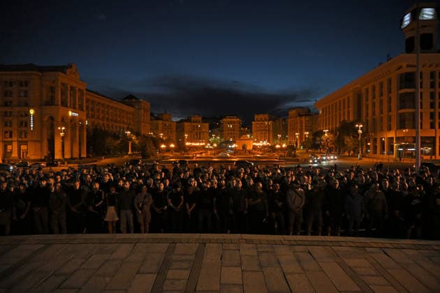 People are gathered in Maidan Nezalezhnosti Square during a commemorative ceremony marking the fourth anniversary of the Olenivka prison massacre, Kyiv, Ukraine, July 28, 2026. On the night of 28–29 July 2022, at least 53 Ukrainian prisoners of war were killed and more than 130 wounded in a Russian terrorist attack on the former Volnovakha Penal Colony No. 120 near the occupied settlement of Olenivka, Donetsk region, where defenders of Azovstal in Mariupol were being held. (Photo by Yevhen Kotenko Ukrinform) Kyiv remembers Olenivka prison massacre victims  Copyright: xYevhenxKotenkox