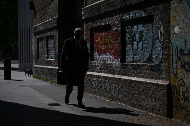 Temperatures expected to reach 35C in UK amid severe summer heatwave LONDON, UK - JULY 29: Daily life continues as London experiences warm weather during a heatwave in London, United Kingdom, on July 29, 2026. The UK Health Security Agency (UKHSA) issued an amber heat-health alert for London, with temperatures expected to reach up to 35 degrees Celsius (95 Fahrenheit) in the southeastern and eastern regions of the country. Rasid Necati Aslim Anadolu London United Kingdom. Editorial use only. Please get in touch for any other usage.  Copyright: x2026xAnadoluxRasidxNecatixAslimx