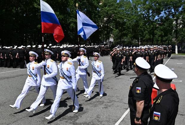 Russia China Naval Drills 9213439 29.07.2026 Russian navy officers and crew members of the Rezky corvette march during a ceremony welcoming Russian and Chinese navy ships after joint patrols in the Pacific Ocean upon arrival at the port of Vladivostok, Russia. On July 28, the Russian and Chinese navies completed their sixth joint patrol in the Pacific Ocean, a mission that lasted two weeks. Vitaliy Ankov Sputnik Vladivostok Russia  Copyright: xVitaliyxAnkovx