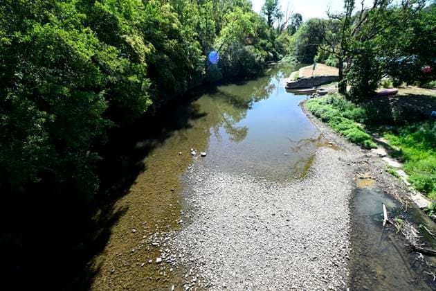 Drought alert in Wallonia (Lesse) HOUYET, BELGIUM - JULY 29 : Drought alert in Wallonia : low level of the river Lesse on July 29, 2026 in Houyet, Belgium, 29 07 2026 Houyet Belgium  Copyright: xDidierxLebrunx
