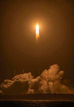 WENCHANG, CHINA - JULY 29: A Long March-7A carrier rocket carrying TL-3 (Tian Lian 3) satellites blasts off from Wenchang Spacecraft Launch Site on July 29, 2026 in Wenchang, Hainan Province of China.  Copyright: xVCGx 111657082495