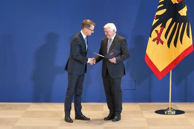 Berlin, Deutschland, 29.07.2026: Amtssitz am Spreebogen: Entlassung und Ernennung von Ministern durch den Bundespräsidenten: Carsten Linnemann und Frank-Walter Steinmeier *** Berlin, Germany, July 29, 2026; Spreebogen Official Residence: Dismissal and Appointment of Ministers by Federal President Carsten Linnemann and Frank Walter Steinmeier Copyright: xdtsxNachrichtenagenturx dts_128850