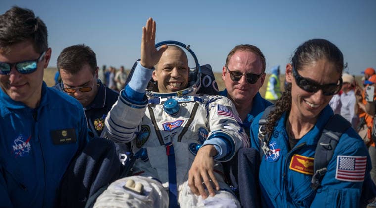 July 29, 2026, Zhezkazgan, Kazakhstan: NASA astronaut Chris Williams waves as he is carried from the Soyuz MS-28 spacecraft moments after landing, July 26, 2026 near the town of Zhezkazgan, Kazakhstan. Williams landed with cosmonauts Sergei Mikaev and Sergey Kud-Sverchkov, after 241 days in space aboard the International Space Station. Zhezkazgan Kazakhstan - ZUMAp138 20260729_zaa_p138_015 Copyright: xBillxIngalls Nasax