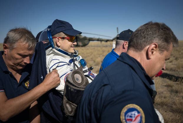 July 29, 2026, Zhezkazgan, Kazakhstan: Roscosmos cosmonaut Sergey Kud-Sverchkov is carried to the medical tent moments after landing aboard the Soyuz MS-28 spacecraft, July 26, 2026 near the town of Zhezkazgan, Kazakhstan. Kud-Sverchkov landed with fellow cosmonaut Sergei Mikaev and NASA astronaut Chris Williams, after 241 days in space aboard the International Space Station. Zhezkazgan Kazakhstan - ZUMAp138 20260729_zaa_p138_048 Copyright: xBillxIngalls Nasax