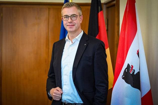 Interview Stefan Evers (CDU) ** NUR FÜR REDAKTIONELLE ZWECKE ** EDITORIAL USE ONLY **<p>Stefan Evers (CDU), Finanzsenator und Bürgermeisterkandidat , fotografiert am 29.07.2026 in Berlin. Berlin Berlin Berlin Copyright: MaurizioxGambarini *** Interview with Stefan Evers, CDU ** FOR EDITORIAL PURPOSES ONLY ** EDITORIAL USE ONLY ** p Stefan Evers, CDU, Senator for Finance and mayoral candidate, photographed on July 29, 2026, in Berlin Berlin Berlin Berlin Copyright MaurizioxGambarini Copyright: MaurizioxGambarini doc86xfrl1w1pe1d8qrvvj ,EDITORIAL USE ONLY