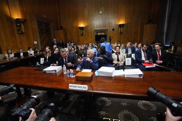 Fauci Testifies Again about the Origins of the Coronavirus Dr Anthony Fauci, former Director, National Institute of Allergy and Infectious Diseases at the National Institutes of Health (NIH) looks over his notes as he prepares to testify before the US Senate Committee on Homeland Security and Governmental Affairs in the Dirksen Senate Office Building on Capitol Hill in Washington, DC, USA, on Wednesday, July 29, 2026. Fauci will again face questions about the origins of the COVID-19 pandemic. Photo by CNP ABACAPRESS.COM Washington United States  Copyright: xCNP ABACAx
