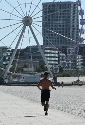 Illustration Of A Heathwave In Belgium 29 07 2026 ANTWERPEN, BELGIUM - JULY 29 : Illustration of hot sunny weather in the city on July 29, 2026 in Antwerpen, Belgium, 29 07 2026 Antwerpen Belgium  Copyright: xBertxVanxDenxBrouckex