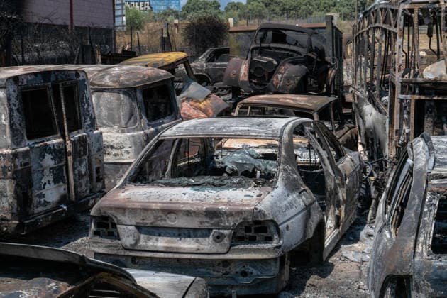 July 29, 2026, Madrid, Madrid, Spain: The devastating Sierra Oeste wildfire has scorched around 34,000 hectares (approx. 84,000 acres) in the Community of Madrid, severely hitting the municipalities of ChapineroÂ­a and Navas del Rey. Madrid Spain - ZUMAd308 20260729_zsp_d308_025 Copyright: xJuanxCarlosxLucasx