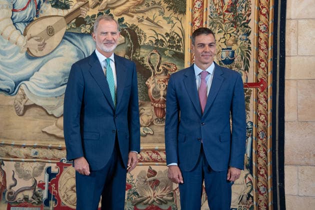 The King Meets with Pedro Sánchez in Mallorca King Felipe VI during a meeting with Prime Minister Pedro Sánchez at the Almudaina Royal Palace on July 29, 2026, in Palma de Mallorca, Balearic Islands, Spain July 29, 2026 WORKING MEETING KING ROYAL FAMILY PALMA Javier Ferná Palma de Mallorca Balearic Islands Palma de Mallorca Balearic Islands Spain  Copyright: xJavierxFernandezx 7694328