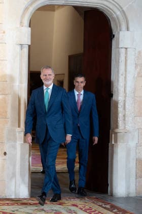 The King Meets with Pedro Sánchez in Mallorca King Felipe VI during a meeting with Prime Minister Pedro Sánchez at the Almudaina Royal Palace on July 29, 2026, in Palma de Mallorca, Balearic Islands, Spain July 29, 2026 WORKING MEETING KING ROYAL FAMILY PALMA Javier Ferná Palma de Mallorca Balearic Islands Palma de Mallorca Balearic Islands Spain  Copyright: xJavierxFernandezx 7694377
