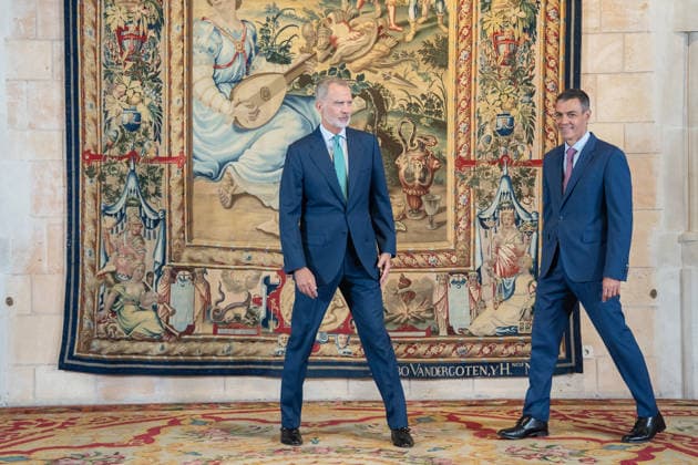 The King Meets with Pedro Sánchez in Mallorca King Felipe VI during a meeting with Prime Minister Pedro Sánchez at the Almudaina Royal Palace on July 29, 2026, in Palma de Mallorca, Balearic Islands, Spain July 29, 2026 WORKING MEETING KING ROYAL FAMILY PALMA Javier Ferná Palma de Mallorca Balearic Islands Palma de Mallorca Balearic Islands Spain  Copyright: xJavierxFernandezx 7694378