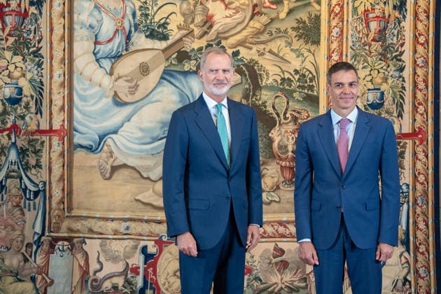 The King Meets with Pedro Sánchez in Mallorca King Felipe VI during a meeting with Prime Minister Pedro Sánchez at the Almudaina Royal Palace on July 29, 2026, in Palma de Mallorca, Balearic Islands, Spain July 29, 2026 WORKING MEETING KING ROYAL FAMILY PALMA Javier Ferná Palma de Mallorca Balearic Islands Palma de Mallorca Balearic Islands Spain  Copyright: xJavierxFernandezx 7694383