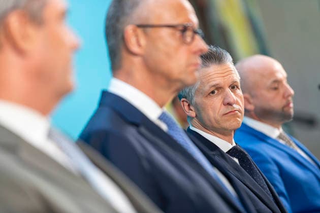 Söder + Merz + Frei + Hoffmann - Pressekonferenz nach der Fraktionssitzung. EUR, Deutschland, Berlin: 29.07.2026: (l-r) Markus Söder (CSU) Ministerpäsident des Freistaates Bayern, Bundeskanzler Friedrich Merz (CDU), Thorsten Frei (CDU) Vorsitzender der CDU CSU-Bundestagsfraktion und Alexander Hoffmann (CSU) stellv. Vorsitzender der CDU CSU-Bundestagsfraktion. Pressekonferenz nach der Fraktionssitzung. *** Söder, Merz, Frei, Hoffmann: Press Conference Following the Parliamentary Group Meeting, EUR, Germany, Berlin, July 29, 2026 Markus Söder (CSU), Minister-President of the Free State of Bavaria; Federal Chancellor Friedrich Merz (CDU), Thorsten Frei (CDU), Chair of the CDU CSU parliamentary group in the Bundestag, and Alexander Hof
