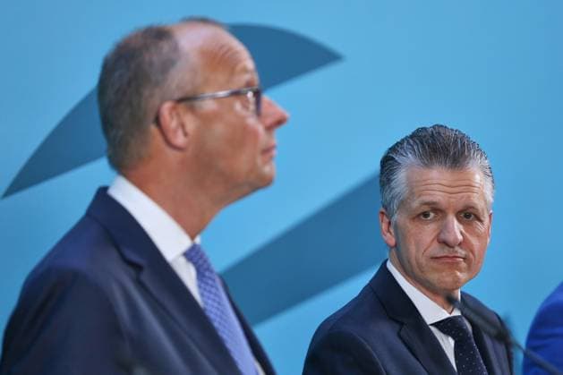 Berlin, Deutschland, 29.07.2026: Deutscher Bundestag: Pressekonferenz nach Sondersitzung der Unionsfraktion: Bundeskanzler Friedrich Merz (CDU) und Thorsten Frei (CDU) *** Berlin, Germany, July 29, 2026 German Bundestag Press Conference Following a Special Meeting of the Union Parliamentary Group Chancellor Friedrich Merz (CDU) and Thorsten Frei (CDU) Copyright: xdtsxNachrichtenagenturx dts_128888