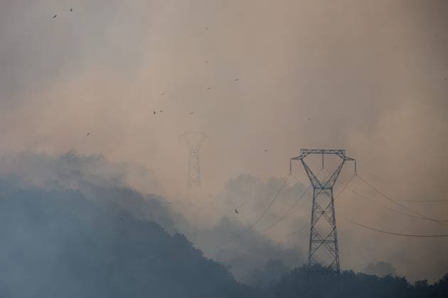 Forest Fire in Marsannay-la-Côte, July 29, 2026 PHOTOPQR LE BIEN PUBLIC Emma BUONCRISTIANI Marsannay-la-Côte July 29, 2026 Fire, forest fire in Marsannay-la-Côte, also near Couchey, on July 29, 2026 July 29, 2026 Marsannay-la-Côte, Côte-d’Or department, France Fire, forest fire in Marsannay-la-Côte Marsannay-la-Côte, Côte-d’Or, Burgundy, France  Copyright: xPHOTOPQR LExBIENxPUBLIC MAXPPPxEmmaxBUONCRISTIANIx 20260729BPU7993 20260729BPU7993
