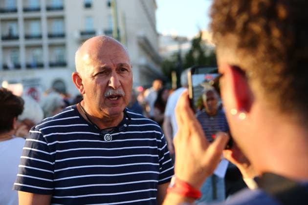 Protest against Greek water management reform bill outside Parliament ATHENS, GREECE JULY 29, 2026: Demonstrators gather outside the Hellenic Parliament in Syntagma Square during a protest against the government s proposed water management reform bill. Organisers called for the withdrawal of legislation expanding the responsibilities of Athens and Thessaloniki water utilities (EYDAP and EYATH), arguing that it could pave the way for the commercialization of water services and undermine public control over water resources. Photos: Harris Xanthopoulos JNA Press Athens Greece Copyright: x xHarrisxXanthopoulosx xJNAxPressx