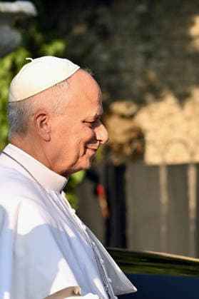 ITALY - POPE LEO XIV DURING A CONCERT IN BORGO LAUDATO SI , A 55-HECTARE EDUCATIONAL AND ENVIRONMENTAL CENTER, AT CASTEL GANDOLFO - 2026 7 29 Italy, Castel Gandolfo , Vatican, 2026 7 29 Pope Leo XIV during a concert in Borgo Laudato Si, a 55-hectare educational and environmental center, at Castel Gandolfo . EDITORIAL USE ONLY - NO BOOKS Copyright: xALESSIAxGIULIANIx