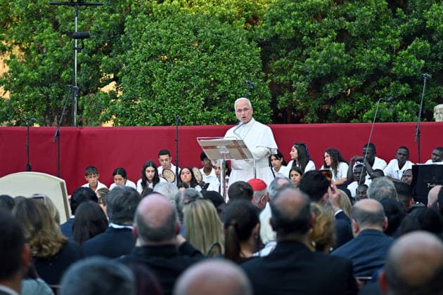 ITALY - POPE LEO XIV DURING A CONCERT IN BORGO LAUDATO SI , A 55-HECTARE EDUCATIONAL AND ENVIRONMENTAL CENTER, AT CASTEL GANDOLFO - 2026 7 29 Italy, Castel Gandolfo , Vatican, 2026 7 29 Pope Leo XIV during a concert in Borgo Laudato Si, a 55-hectare educational and environmental center, at Castel Gandolfo . EDITORIAL USE ONLY - NO BOOKS Copyright: xALESSIAxGIULIANIx