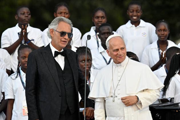 ITALY - POPE LEO XIV DURING A CONCERT IN BORGO LAUDATO SI , A 55-HECTARE EDUCATIONAL AND ENVIRONMENTAL CENTER, AT CASTEL GANDOLFO - 2026 7 29 Italy, Castel Gandolfo , Vatican, 2026 7 29 Italian singer Andrea Bocelli performs during the Canticle of Peace prayer and fraternity meeting with Pope Leo XIV at Borgo Laudato Si in Castel Gandolfo, about 30 kilometers (19 miles) southwest of Rome, Italy. EDITORIAL USE ONLY - NO BOOKS Copyright: xALESSIAxGIULIANIx