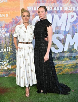 ˜Teenage Sex and Death at Camp Miasma™ Premiere Gillian Anderson and Hannah Einbinder arriving to the Teenage Sex and Death at Camp Miasma premiere held at the Directors Guild Theatre on July 29, 2026 in Los Angeles, CA. Los Angeles Directors Guild Theatre California USA Copyright: xLisaxOConnorx xAFF-USA.comx