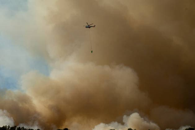 Wildfire Threatens Village Of Camps-la-Source France, Camps-la-Source, July 29, 2026 Several wildfires are affecting the southern part of Brignoles and threatening the village of Camps-la-Source, while the neighborhoods of Pelicon and Tombarel are subject to an evacuation order issued by the Var Prefecture to the Brignoles Exhibition Hall in Camps-la-Source, France, on July 29, 2026. Photo by Laurent Coust ABACAPRESS.COM Camps-la-Source France  Copyright: xCoustxLaurent ABACAx