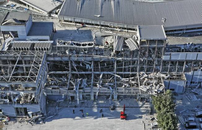 Aftermath of Aeon mall explosion following Kumamoto quake Photo taken from a drone on July 29, 2026, shows a damaged Aeon shopping mall building in Kashima in Kumamoto Prefecture, a day after a deadly explosion occurred following a powerful earthquake that hit the southwestern Japan prefecture and its vicinity.  A14AA0005624539P