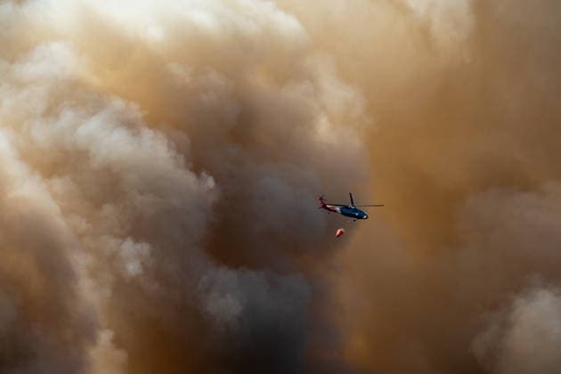 Wildfire Threatens Village Of Camps-la-Source France, Camps-la-Source, July 29, 2026 Several wildfires are affecting the southern part of Brignoles and threatening the village of Camps-la-Source, while the neighborhoods of Pelicon and Tombarel are subject to an evacuation order issued by the Var Prefecture to the Brignoles Exhibition Hall in Camps-la-Source, France, on July 29, 2026. Photo by Laurent Coust ABACAPRESS.COM Camps-la-Source France  Copyright: xCoustxLaurent ABACAx