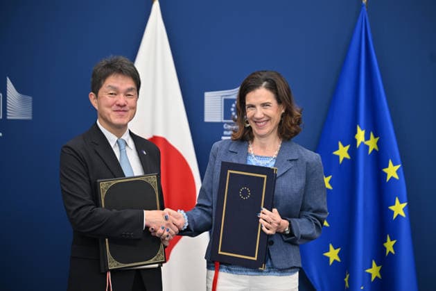 Japan officially joins EU s Horizon Europe research program in Brussels BRUSSELS, BELGIUM - JULY 30: Deputy Director-General for Research and Innovation at the European Commission Maria Cristina Russo (R) and Charge d Affaires ad interim of the Mission of Japan to the European Union Takashi Hamada (L) attend a signing ceremony as Japan officially joins the EU s flagship research and innovation program, Horizon Europe, in Brussels, Belgium, on July 30, 2026. Dursun Aydemir Anadolu Brussels Belgium. Editorial use only. Please get in touch for any other usage.  Copyright: x2026xAnadoluxDursunxAydemirx