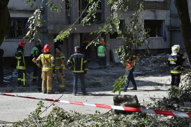 Russian overnight missile strike damages residential buildings in Lviv LVIV, UKRAINE - JULY 30: Emergency workers work with heavy equipment to clear the rubble of apartment buildings following a Russian missile attack in Lviv, Ukraine, on July 30, 2026. The overnight strike hit residential areas, damaging 21 houses, vehicles, a kindergarten, and a school, leaving 31 people injured and two others missing as search operations continue. Olena Znak Anadolu Lviv Ukraine. Editorial use only. Please get in touch for any other usage.  Copyright: x2026xAnadoluxOlenaxZnakx