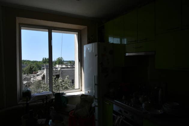 Russian overnight missile strike damages residential buildings in Lviv LVIV, UKRAINE - JULY 30: Emergency workers work with heavy equipment to clear the rubble of apartment buildings following a Russian missile attack in Lviv, Ukraine, on July 30, 2026. The overnight strike hit residential areas, damaging 21 houses, vehicles, a kindergarten, and a school, leaving 31 people injured and two others missing as search operations continue. Olena Znak Anadolu Lviv Ukraine. Editorial use only. Please get in touch for any other usage.  Copyright: x2026xAnadoluxOlenaxZnakx