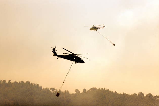 Firefighters battle wildfire in Antalya from air and ground ANTALYA, TURKIYE - JULY 30 : Fire extinguishing efforts continue both from the air and land to contain a wildfire in the Alanya district of Mugla, Turkiye on July 30, 2026. Serhat Cetinkaya Anadolu Antalya Turkey. Editorial use only. Please get in touch for any other usage.  Copyright: x2026xAnadoluxSerhatxCetinkayax
