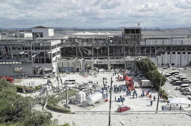 Aftermath of strong earthquake in Kumamoto Photo taken from a drone on July 30, 2026, shows search and rescue operations continuing at the Aeon Mall building in Kashima, Kumamoto Prefecture, two days after it was heavily damaged by an explosion triggered by a gas leak following a powerful earthquake that hit the southwestern Japan prefecture.  A14AA0005624622P
