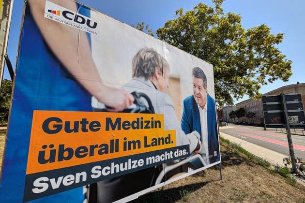 Halle (Saale), Sachsen-Anhalt, Deutschland, 30.07.2026: Wahlplakat zur Landtagswahl von Sven Schulze (CDU) *** Halle an der Saale, Saxony-Anhalt, Germany, July 30, 2026 Election poster for the state legislative election by Sven Schulze (CDU) Copyright: xdtsxNachrichtenagenturx dts_129052