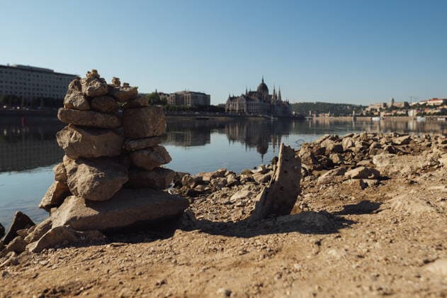 Rived Danube reaches historic record low levels in Budapest BUDAPEST, HUNGARY - JULY 30: A view of the Danube River as it reaches historic record-low water levels in Budapest, Hungary, on July 30, 2026. Following weeks of extreme heat and prolonged drought, the receding river has exposed large sections of the riverbed, rocks and sandbars along the capital s waterfront. The unusually low water levels have disrupted river navigation and highlighted the impact of persistent dry weather across Central Europe. Robert Nemeti Anadolu Budapest Hungary. Editorial use only. Please get in touch for any other usage.  Copyright: x2026xAnadoluxRobertxNemetix