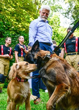 Czech President Petr Pavel meets members of Czech Republic s USAR (Urban Search and Rescue) team, which specialises in locating, extricating and rescuing people from collapsed and structurally damaged building in Prague, Czech Republic, July 30, 2026. (CTKxPhoto RomanxVondrous) CTKPhotoP2026073005364  CTKPhotoP2026073005364