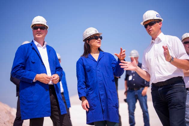 Katherina Reiche (CDU), Bundesministerin fuer Wirtschaft und Energie, besucht die K+S Minerals and Agriculture GmbH Werk Zielitz. Zielitz, 30.07.2026. Fotografiert im Auftrag des Bundesministeriums fuer Wirtschaft und Energie Zielitz Deutschland *** Katherina Reiche (CDU), Federal Minister of Economic Affairs and Energy, visits the K S Minerals and Agriculture GmbH plant in Zielitz. Zielitz, July 30, 2026. Photographed on behalf of the Federal Ministry of Economic Affairs and Energy. Zielitz, Germany Copyright: xDominikxButzmannx