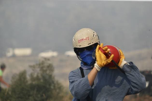 The forest fire in Fethiye, which had been brought under control, reignited due to the wind FETHIYE, TURKIYE - JULY 30: Firefighters, Turkish General Directorate of Forestry teams and forest workers continue their efforts from air and land to extinguish the fire that reignited due to the wind after having been brought under control in Fethiye district of Mugla, Turkiye on July 30, 2026. Ali Riza Akkir Anadolu Mugla Turkey. Editorial use only. Please get in touch for any other usage.  Copyright: x2026xAnadoluxAlixRizaxAkkirx