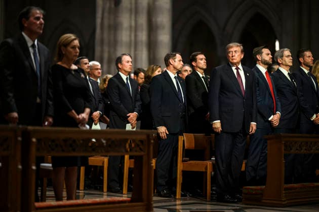 July 30, 2026, Washington, Dc, United States: U.S. President Donald Trump, looks toward U.S. Senator Darline Graham (R-SC), sister of the late U.S. Senator Lindsey Graham (R-SC), during the memorial service for for her brother, at Washington National Cathedral, July 28, 2026, in Washington, D.C. Washington United States - ZUMAp138 20260730_zaa_p138_003 Copyright: xDanielxTorok WhitexHousex