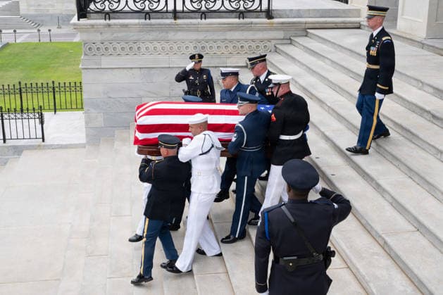 July 30, 2026, Washington, Dc, United States: An armed forces honor guard carry the flag-draped casket of senior U.S Senator Lindsey Graham, R-SC, to the awaiting hearse following a memorial at the U.S Capitol Building, July 28, 2026, in Washington, D.C. Washington United States - ZUMAp138 20260730_zaa_p138_044 Copyright: xLauraxBuchta UsxArmyx