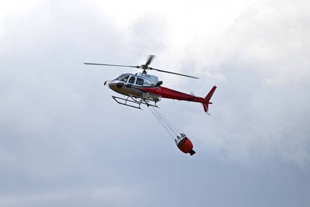 Heath fire breaks out in United Kingdom LEISTON, UNITED KINGDOM - JULY 30: Firefighters respond to a large wildfire and heath fire with helicopters at Dunwich Heath near Suffolk in Leiston, United Kingdom, on July 30, 2026. A major incident was declared after the blaze spread across approximately 100 hectares, prompting the evacuation of nearby areas. Rasid Necati Aslim Anadolu Leiston United Kingdom. Editorial use only. Please get in touch for any other usage.  Copyright: x2026xAnadoluxRasidxNecatixAslimx