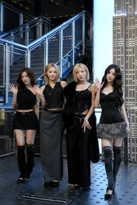 RECORD DATE NOT STATED ARTMS Visits the Empire State Building Ahead of the Release of Their New Album ˜Hyper-Ego™. (NEW) ARTMS Visits the Empire State Building Ahead of the Release of Their New Album ˜Hyper-Ego™. July 30, 2026, New York, USA. South Korean girl group ARTMS visits the Empire State Building for a special photo opportunity and tour of the iconic Observatory Experience ahead of the release of their new album, Hyper-Ego. The group posed on the Grand Staircase and the 86th Floor Observatory, greeting members of the media before their highly anticipated comeback. Mandatory Credit: Jeff Rivera The News2(Foto: Jeff Rivera Thenews2 imago images) ARTMS Visits the Empire State Building Ahead of the Release of Their New Album ˜Hyper-Ego™.  Copyright: xJeffxRiverax