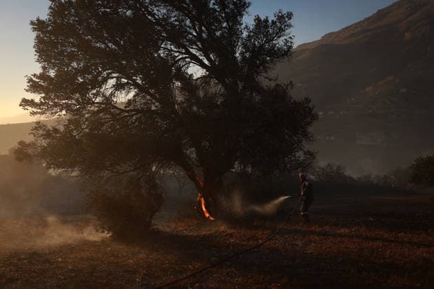 Forest fire in the Greek island of Crete CRETE, GREECE - JULY 30: Firefighters continue their efforts to extinguish the wildfire near the village of Agia Paraskevi, in Rethymno, on the island of Crete, Greece, on July 30, 2026. Costas Baltas Anadolu Crete Greece. Editorial use only. Please get in touch for any other usage.  Copyright: x2026xAnadoluxCostasxBaltasx