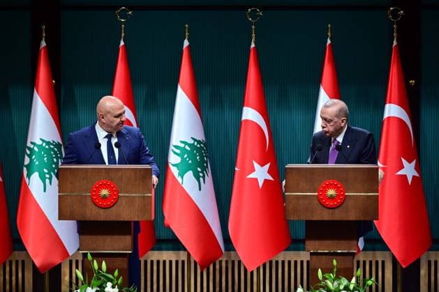(260730) -- ANKARA, July 30, 2026 -- Turkish President Recep Tayyip Erdogan (R) and visiting Lebanese President Joseph Aoun hold a joint press conference following their bilateral meeting at the Presidential Complex in Ankara, T¨¹rkiye, July 30, 2026. Lebanese President Joseph Aoun held talks with Turkish President Recep Tayyip Erdogan here on Thursday, marking the first official visit by a Lebanese head of state to T¨¹rkiye in 17 years. ( Handout via Xinhua) T?RKIYE-ANKARA-LEBANON-PRESIDENT-VISIT MustafaxKaya 