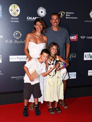 IPA87125702 - Soverato (CZ), Magna Graecia Film Festival - Day 6. Pictured: Giulia Bevilacqua, with her husband Nicola Capodanno and their children Vittoria and Edoardo  Copyright: xMarcoxProvvisionatox xMarcoxProvvisionatox 87125702