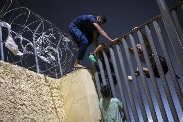 Hundreds of migrants reach Spain s Ceuta after swimming from Morocco CEUTA, SPAIN - JULY 30: Hundreds of migrants have attempted to swim from Morocco to the Spanish city of Ceuta in North Africa, while the number of arrivals exceeded 1,500 in just over a week, according to local news in Cueta, Spain on July 30, 2026. As Moroccan and Algerian migrants attempted to reach Ceuta by swimming, most were reportedly intercepted by Moroccan patrol boats. Spain s Maritime Rescue Service and the Spanish Red Cross rescued 117 people from the water, while the Civil Guard assisted around 200 others with patrol boats. The Spanish Civil Guard also found two bodies which raised the death toll along Ceuta s coastline so far this year to 29. Marcos Moreno A  Copyright: x2026xAnadoluxMarcosxMorenox