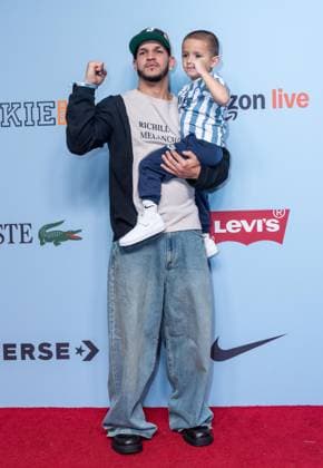 July 30, 2026, Bronx, New York, USA: Edgar Berlanga and son Chosen attend Amazon Back-To-School Kids Fashion Show presented by Rookie Kids at Iron 23 in New York, NY on July 30, 2026. Kids showcased clothes and shoes by Converse, Nike, Levi s, Lacoste and Hurley. Bronx USA  - ZUMAr339 20260730_znp_r339_007 Copyright: xLevxRadinx