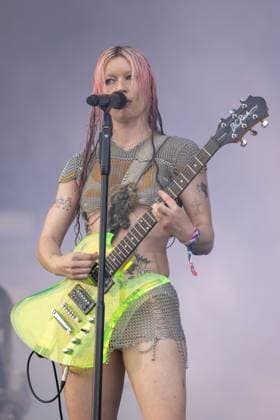July 30, 2026, Chicago, Illinois, USA: RHIAN TEASDALE of Wet Leg during the Lollapalooza Music Festival at Grant Park in Chicago, Illinois Chicago USA  - ZUMAs135 20260730_zap_s135_067 Copyright: xDanielxDeSloverx