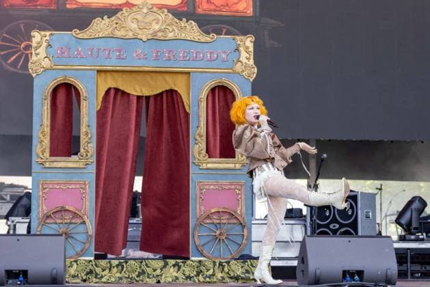 July 30, 2026, Chicago, Illinois, USA: MICHELLE BUZZ of Haute and Freddy during the Lollapalooza Music Festival at Grant Park in Chicago, Illinois Chicago USA  - ZUMAs135 20260730_zap_s135_114 Copyright: xDanielxDeSloverx